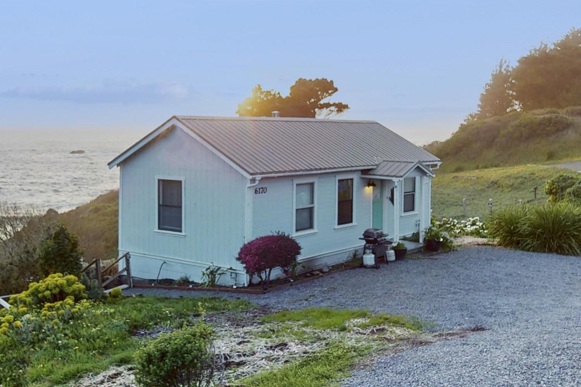 Greenwood Beach Cottage Elk Екстериор снимка